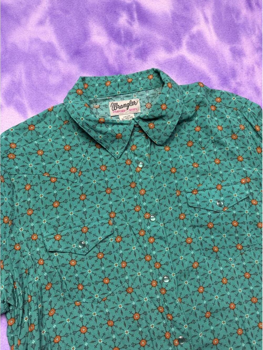Wrangler wrancher turquoise green & orange western button up shirt